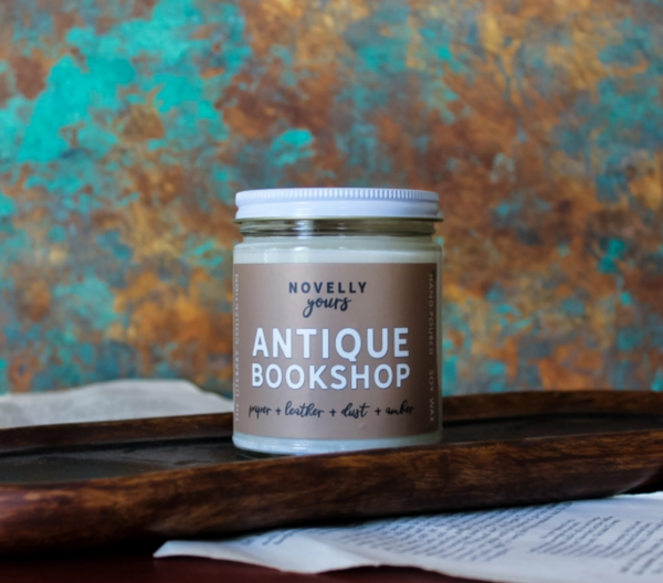 Antique Bookshop Candle - Image 2