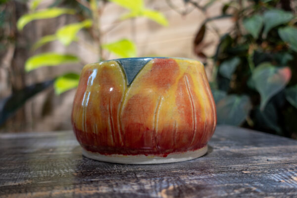 Tulip Bloom Dessert Bowl - Image 3