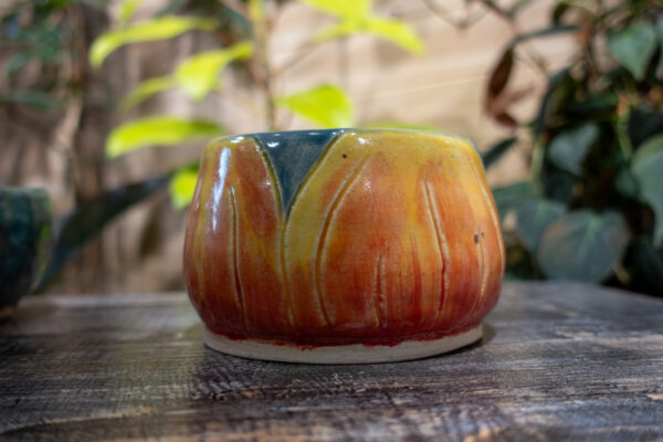 Tulip Bloom Dessert Bowl - Image 2