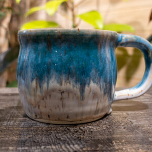Drip Glaze Mug in Turquoise (10 oz)