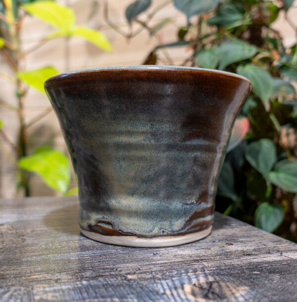 Flowing Ribbons Tapered Vase - Image 3