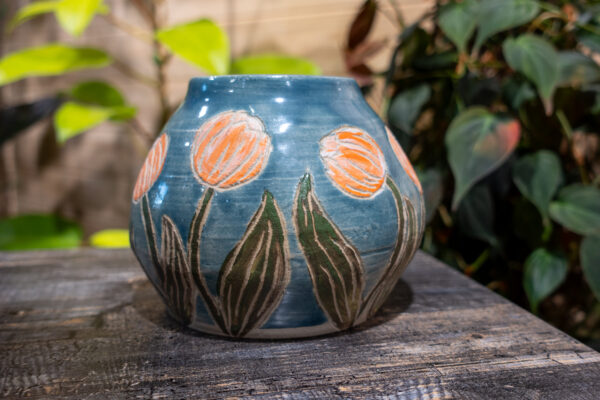 Red & Orange Tulip Vase - Image 3